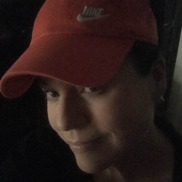 Meet your Posher, Macie - Picture 6 of 7